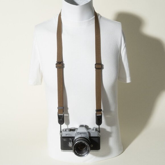 COYOTE / COPPER  / TAN Dual Adjustable Camera Neck Strap w/ Peak Design Anchors - Picture 2 of 10